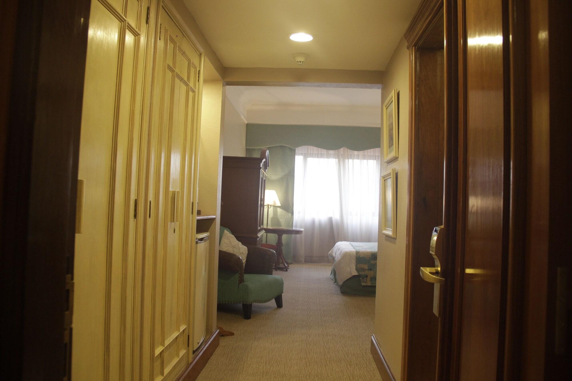 Granados Park Hotel Asunción Zewnętrze zdjęcie