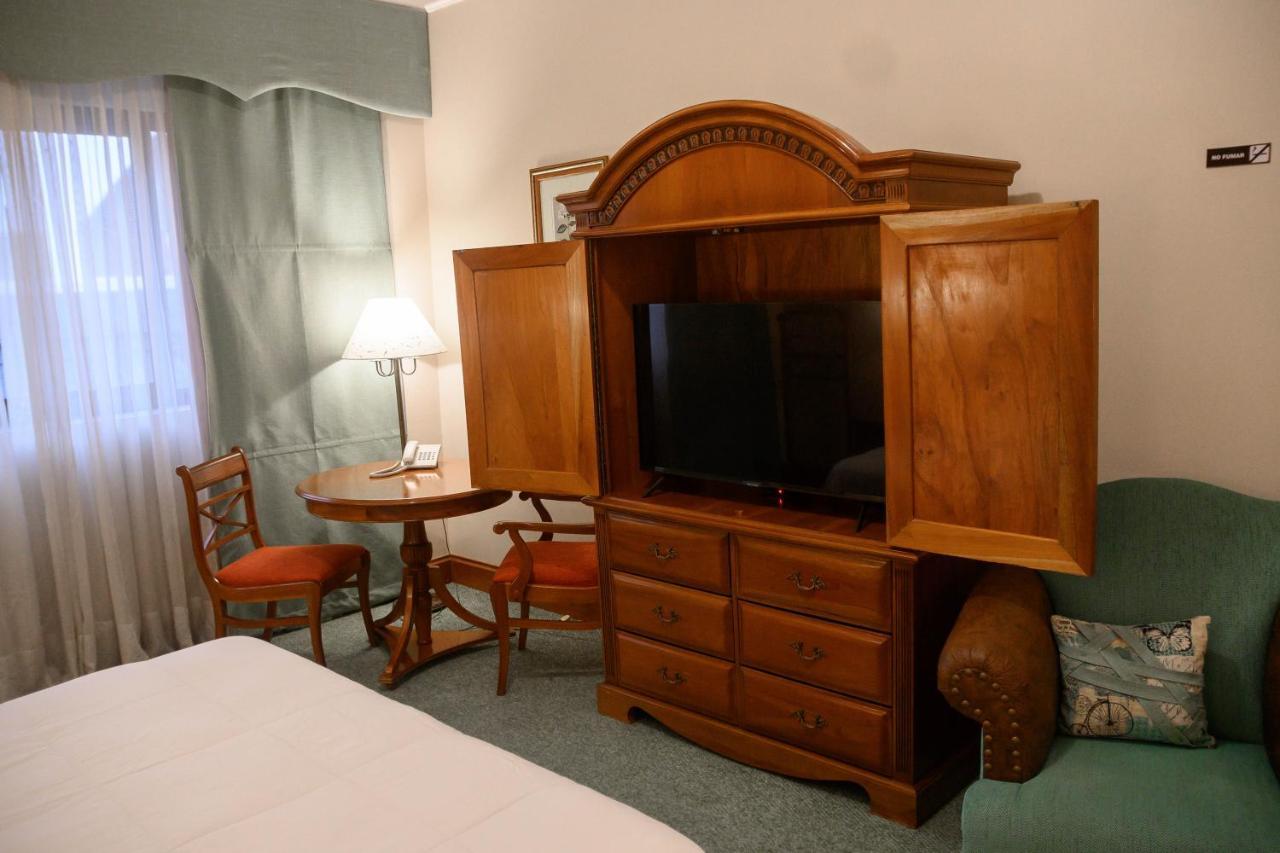 Granados Park Hotel Asunción Zewnętrze zdjęcie